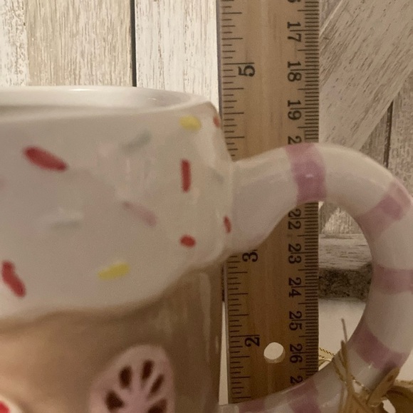 Holly & Joy Gingerbread House Mug - Picture 9 of 10